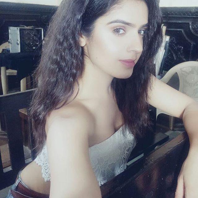 Actress Sidhika Sharma Never Seen Hot Photos Collections!