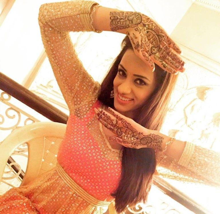 Actress Smriti Khanna Latest Cute Images