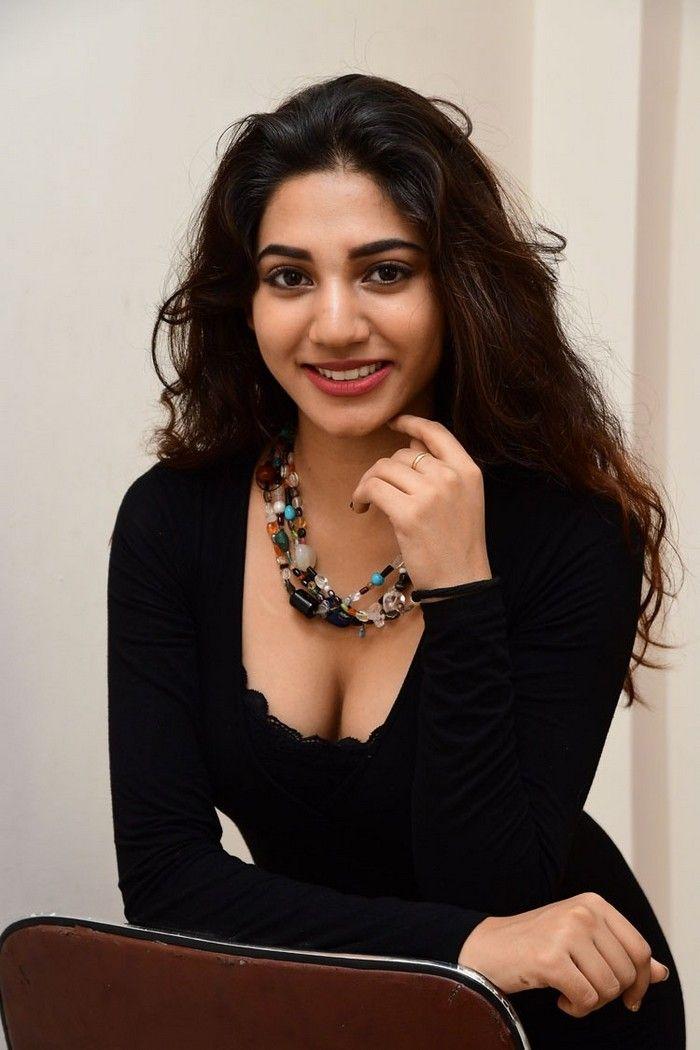 Actress Sonakshi Singh Latest Hot Photo Stills