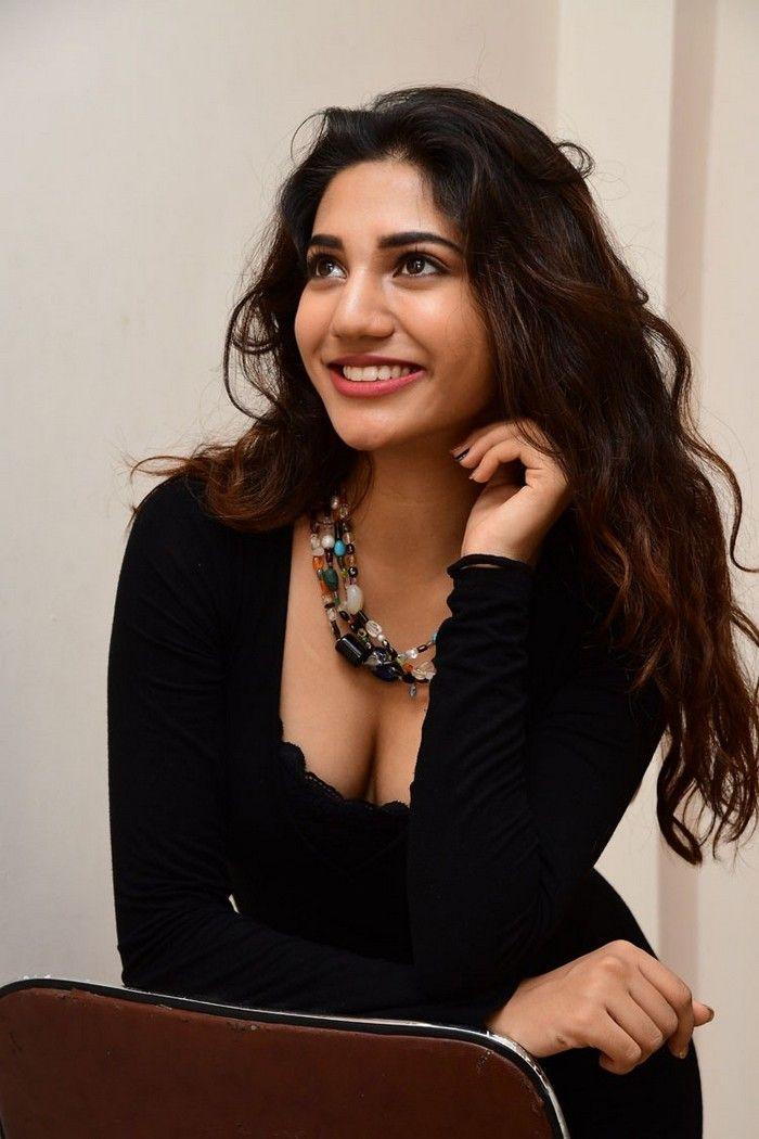 Actress Sonakshi Singh Latest Hot Photo Stills