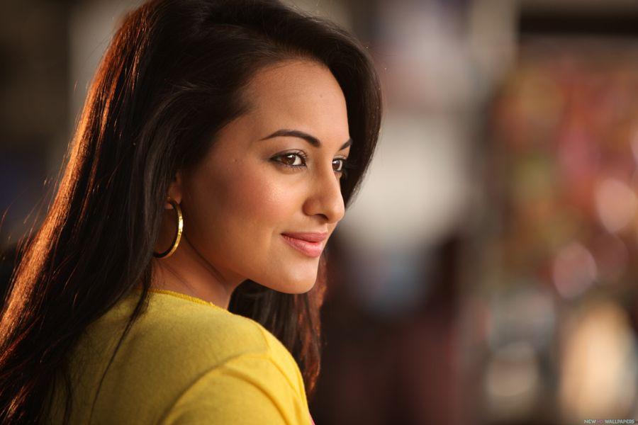 Actress Sonakshi Sinha Latest Pics