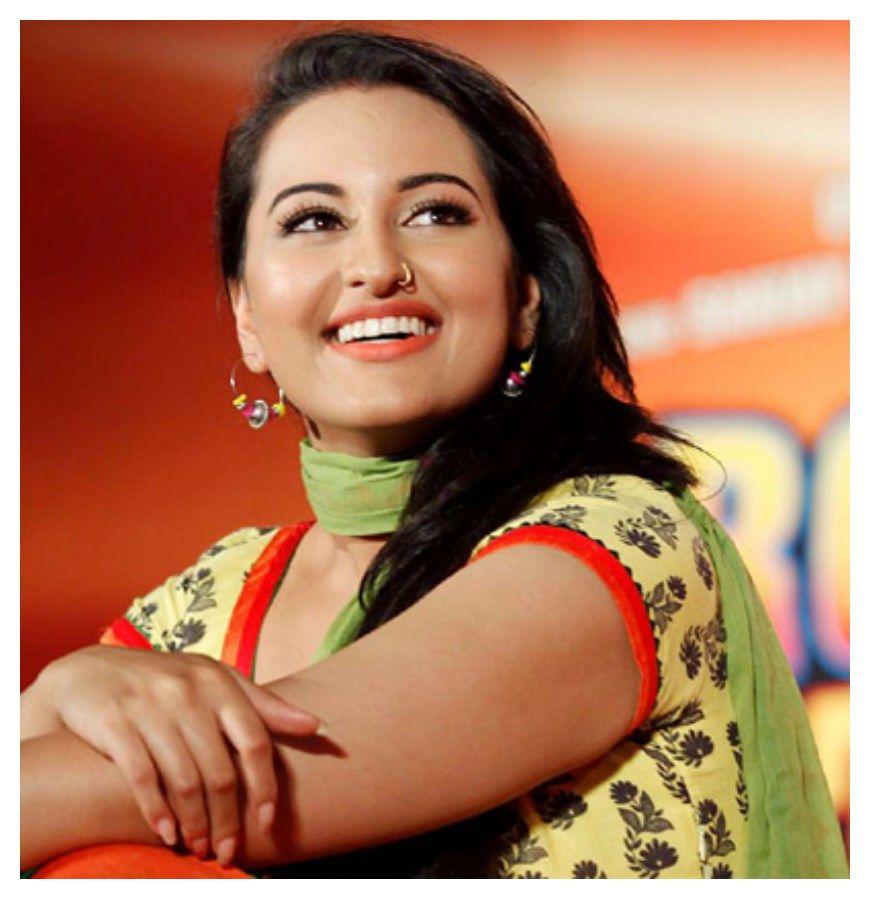 Actress Sonakshi Sinha Latest Pics