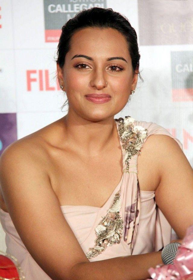 Actress Sonakshi Sinha Latest Pics