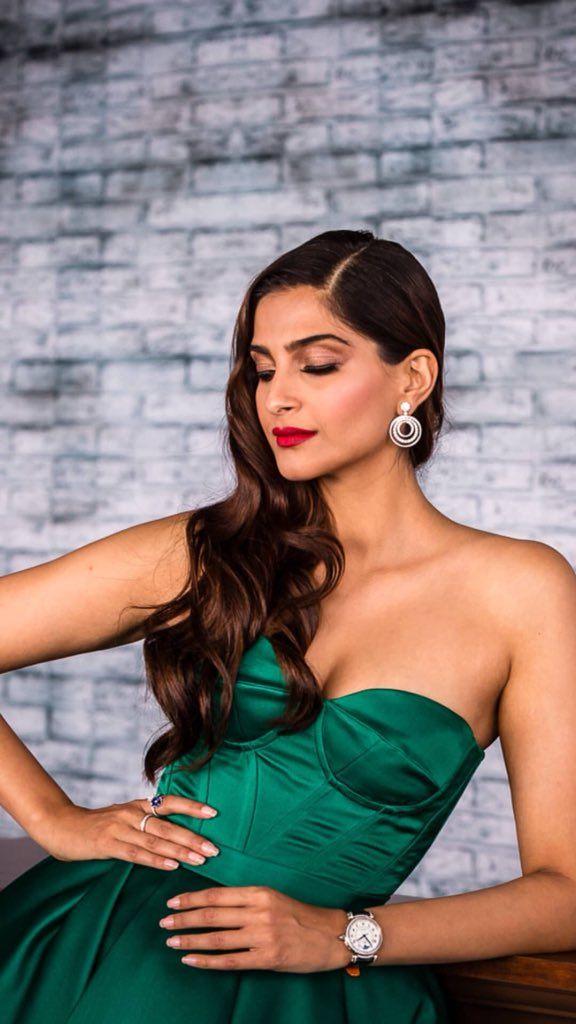 Actress Sonam Kapoor Latest 2018 Photo Stills