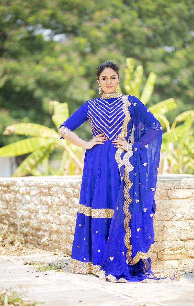 Actress Sree Mukhi Beautiful New Photos