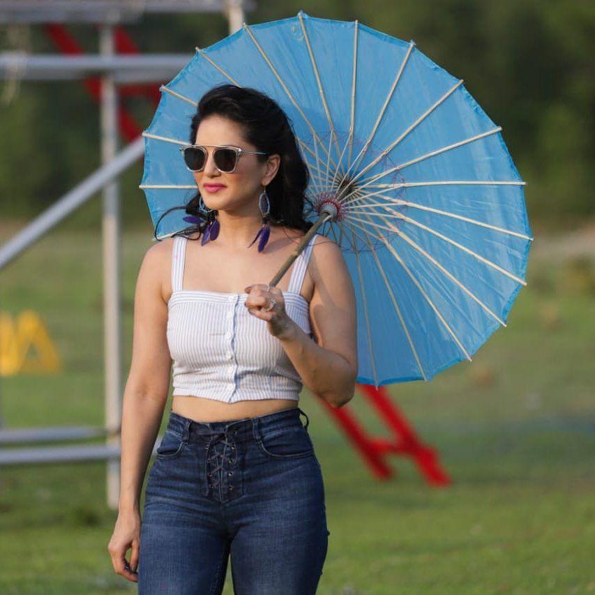 Actress Sunny Leone Latest Hot Photoshoot Stills 2018