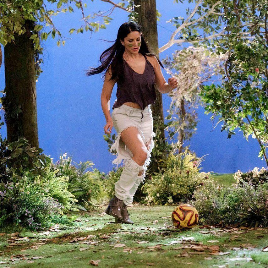 Actress Sunny Leone New 2018 Photo Stills