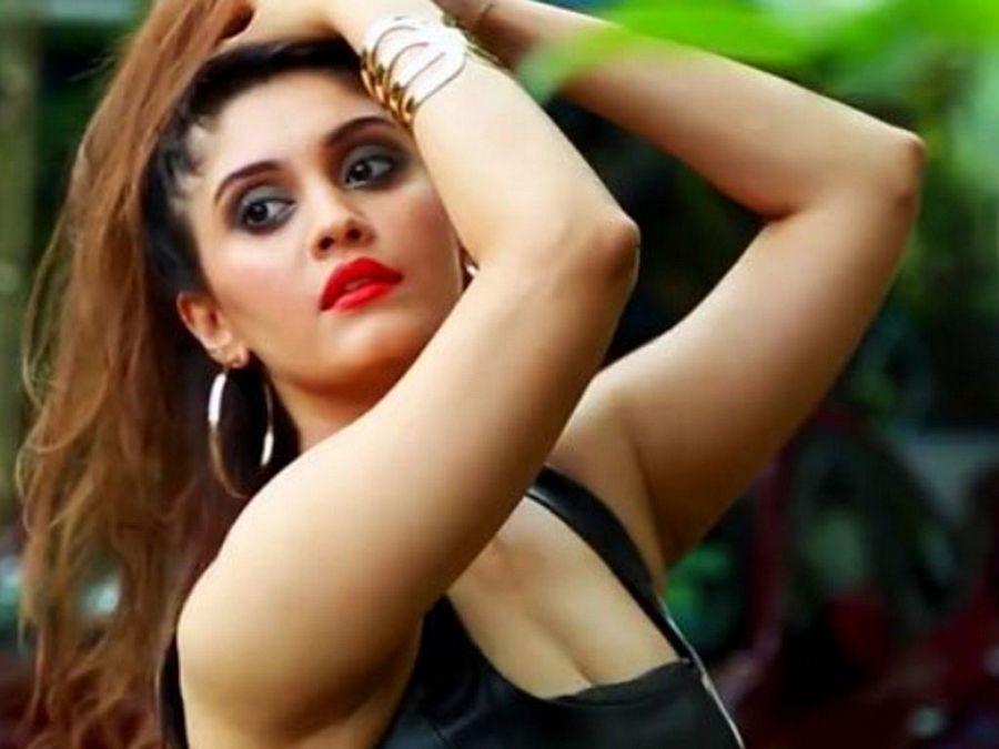 Actress Surabhi Latest Hot & Spicy Unseen Pictures