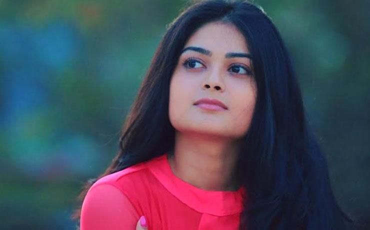 Actress Vaibhavi Shandilya Stills