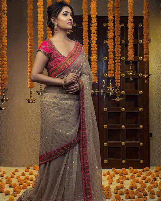 Actress Vani Bhojan Recent Photoshooot Clicks