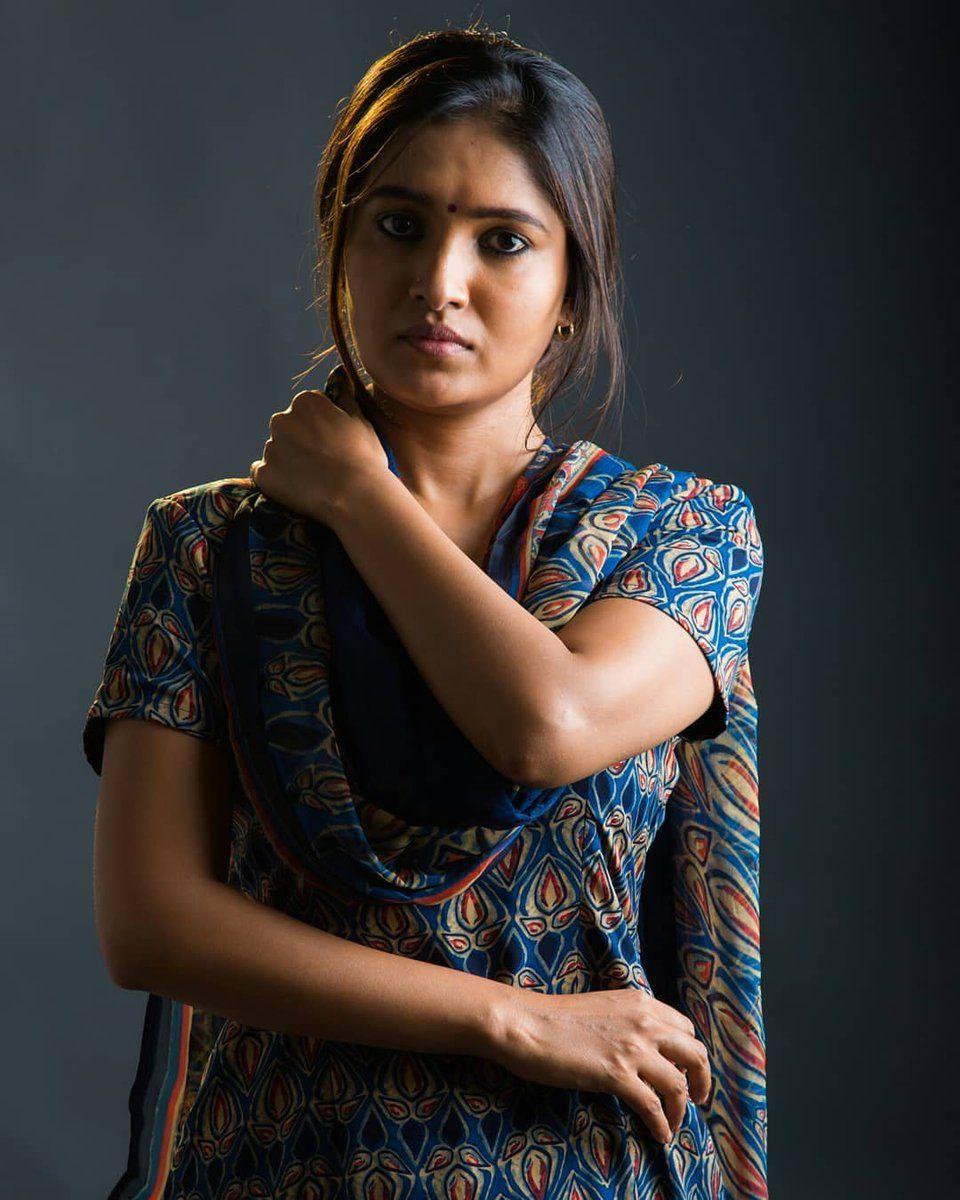 Actress Vani Bhojan Recent Photoshooot Clicks