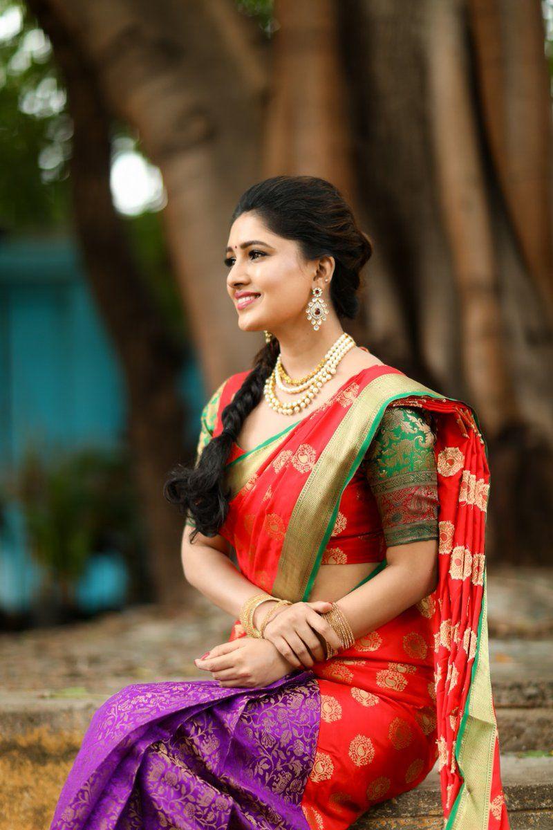 Actress Vani Bhojan Recent Photoshooot Clicks