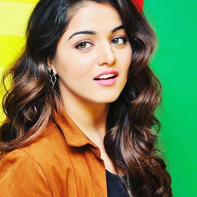 Actress Wamiqa Gabbi Never Seen Hot & Spicy Photos Collections