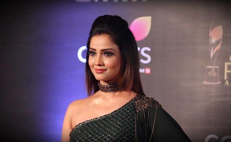 Adaa Khan Beautiful HD Wallpaper & Latest 2018