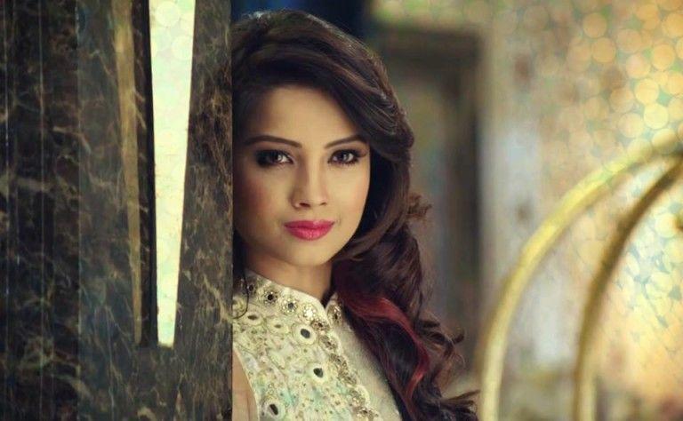 Adaa Khan Beautiful HD Wallpaper & Latest 2018