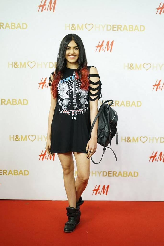 Adah Sharma Stills At H And M Store Launch