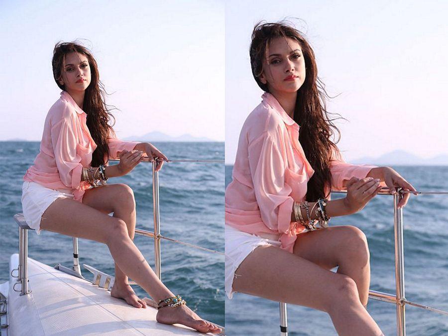 Aditi Rao Hydari Latest Photoshoot Stills
