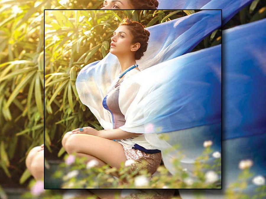 Aditi Rao Hydari Latest Photoshoot Stills