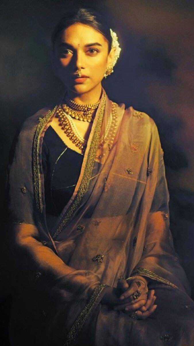 Aditi Rao Hydari New Photo Shoot