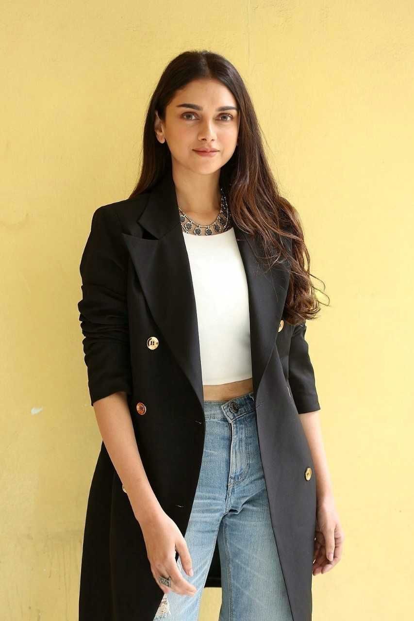 Aditi Rao Hydari New Photoshoot