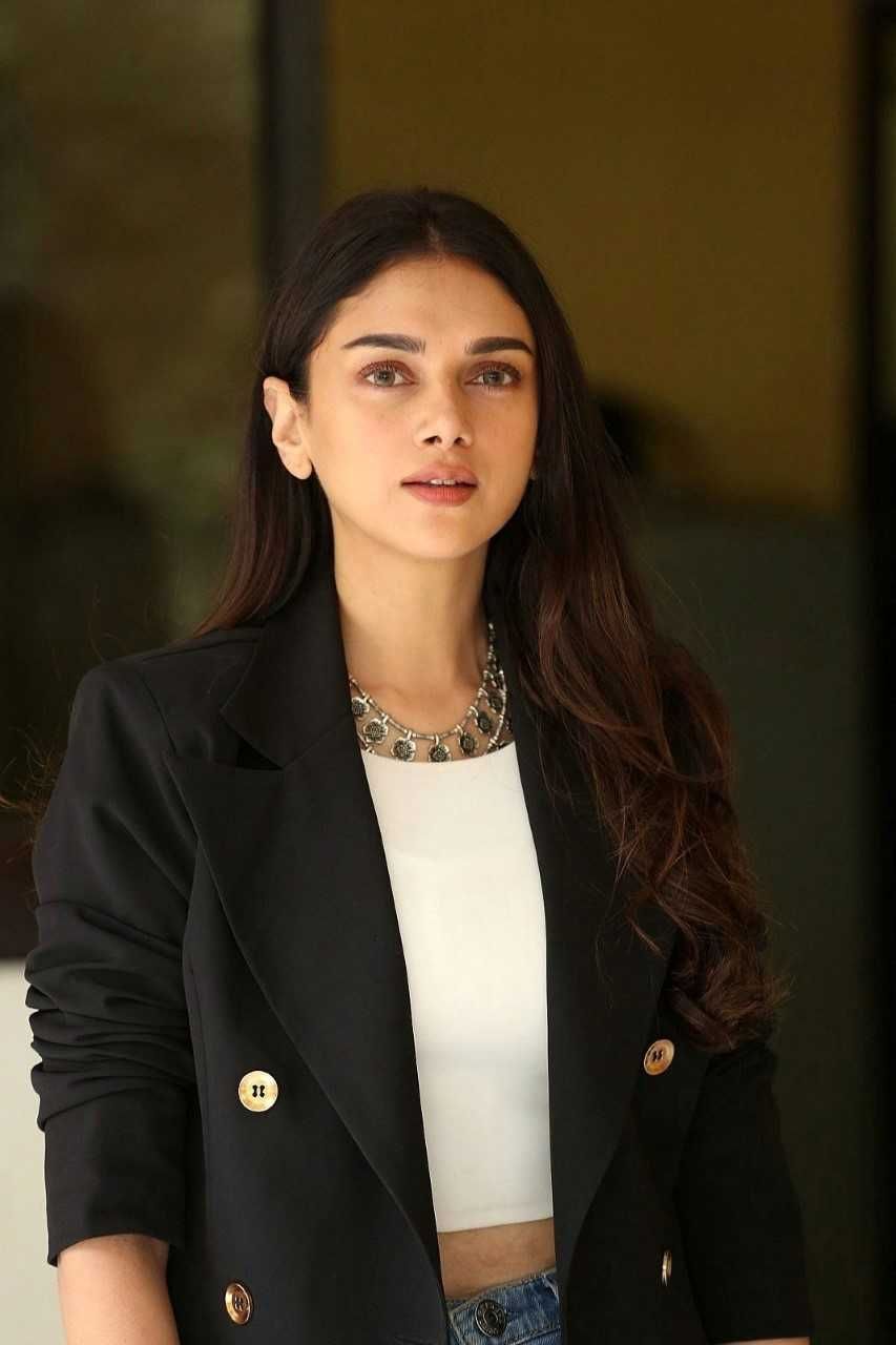 Aditi Rao Hydari New Photoshoot