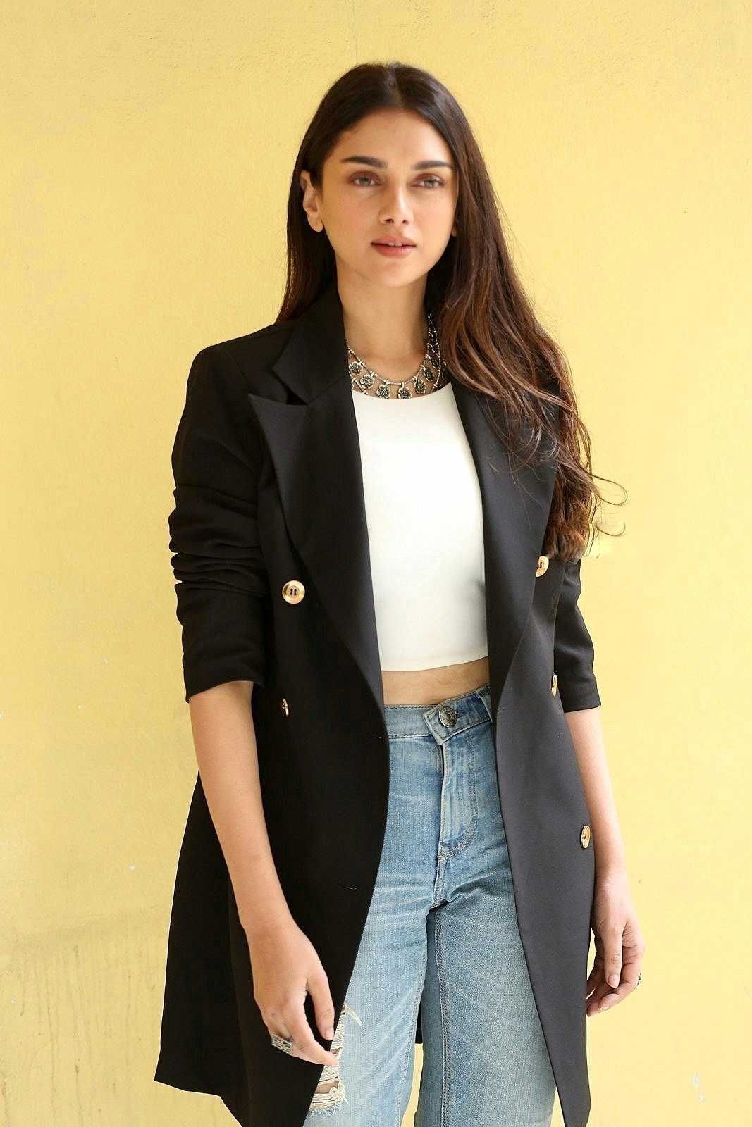 Aditi Rao Hydari New Photoshoot