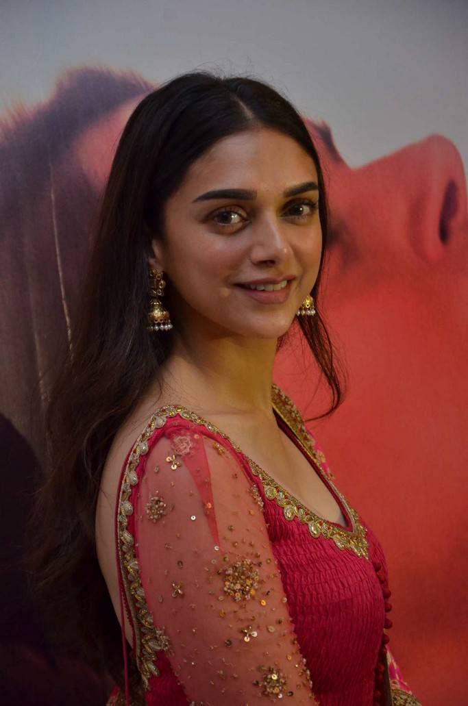 Aditi Rao Stills At Kaatru Veliyidai Audio Launch