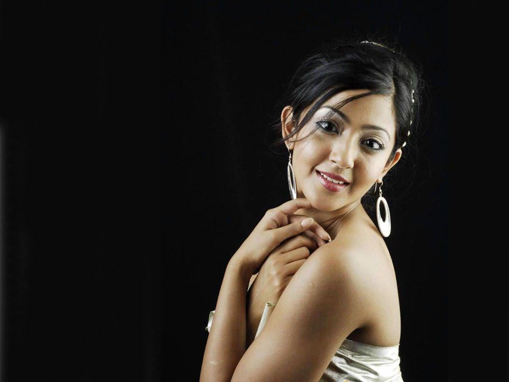 Aindrita Ray Latest HD Photos Collections