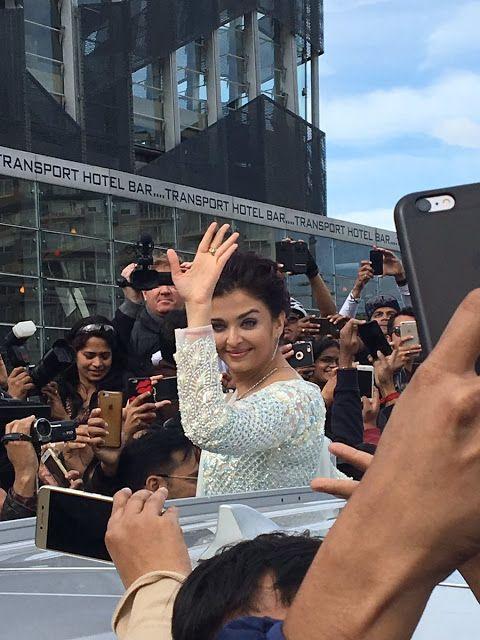 Aishwarya Rai Bachchan & Aaradhya at IFFM 2017 Photos