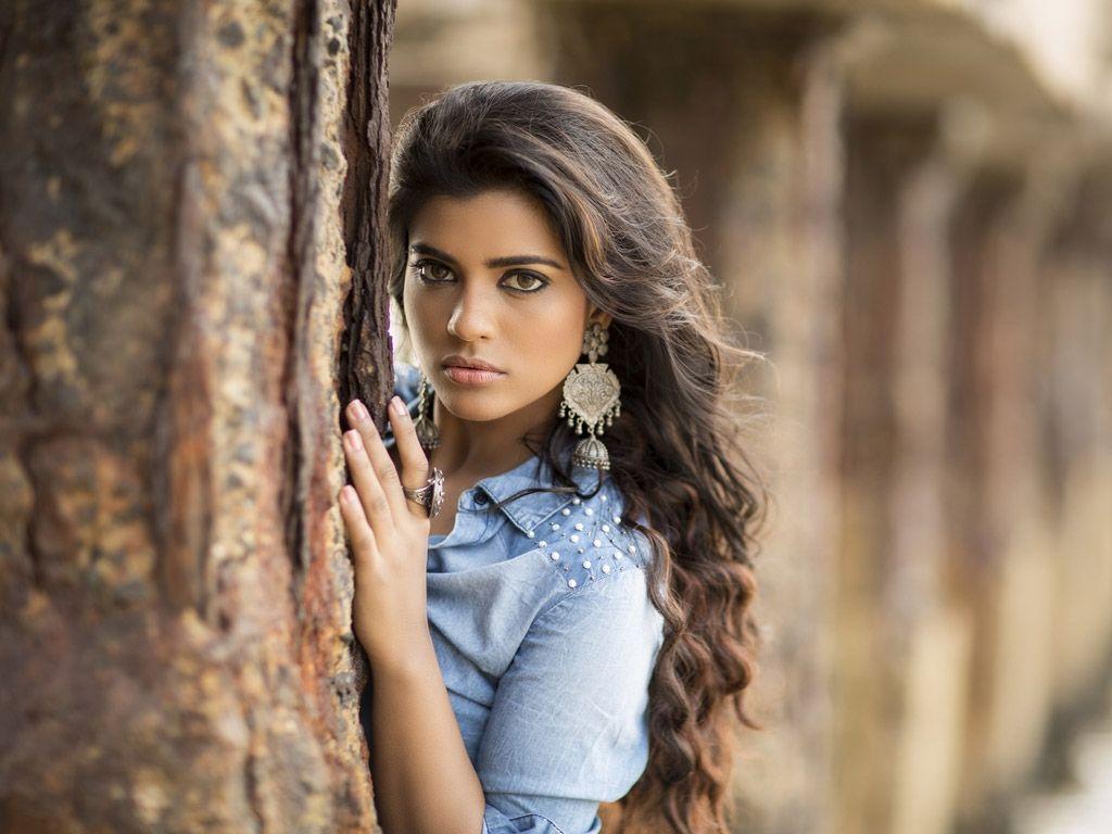 Aishwarya Rajesh Latest Unseen Photoshoot Stills