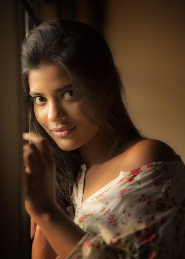 Aishwarya Rajesh looks stellar in her recent Photoshoot Stills