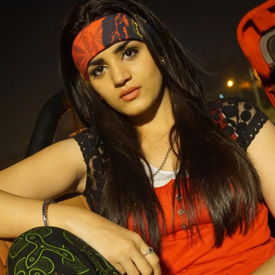 Akka Mogudu Serial heroine Aishwarya Gowda Unseen photos