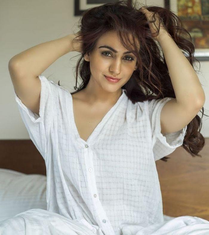 Aksha Pardasany Latest Photoshoot Stills