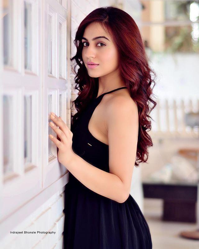 Aksha Pardasany Latest Photoshoot Stills