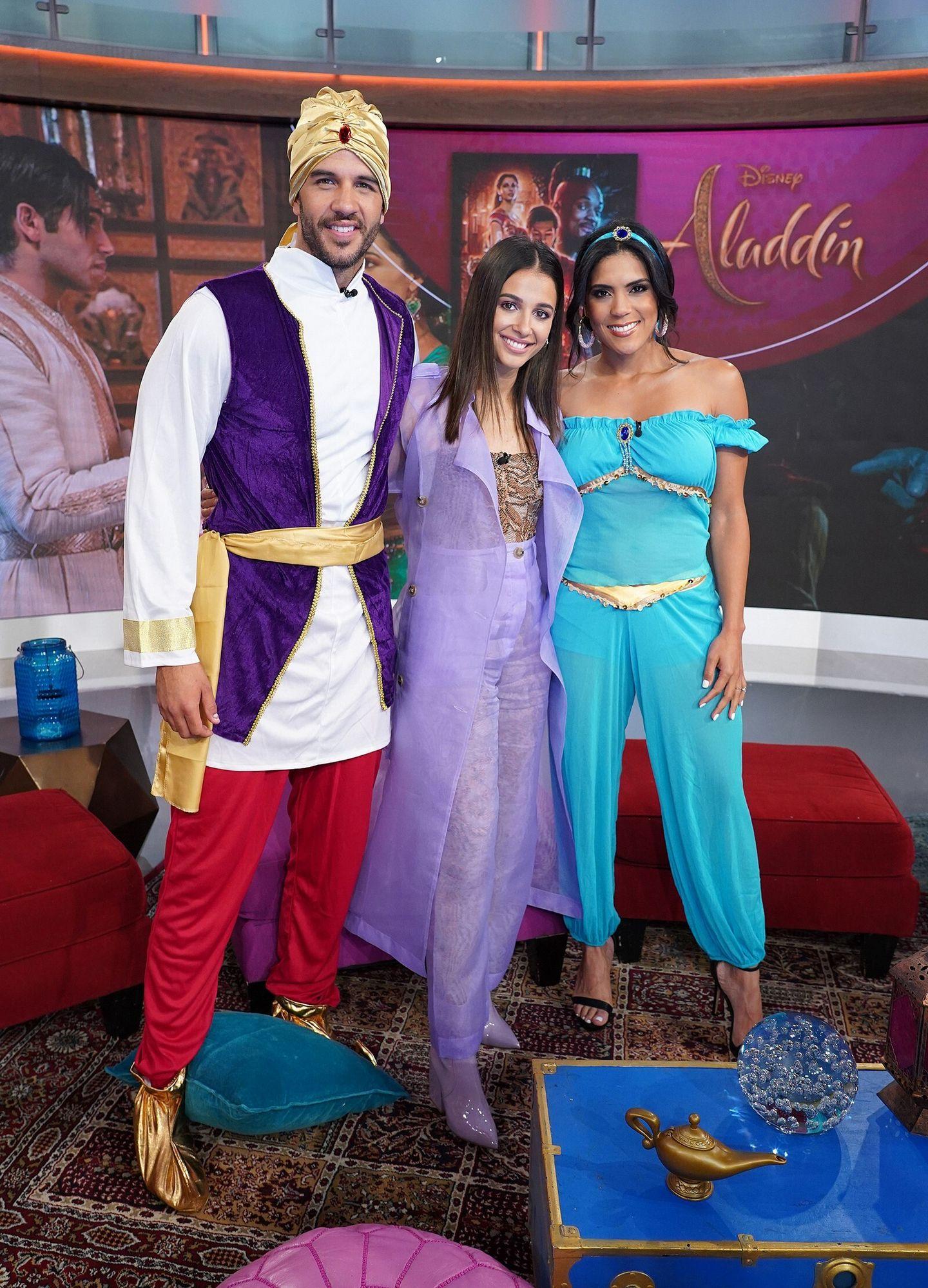 Aladdin Actress Naomi Scott at Despierta America