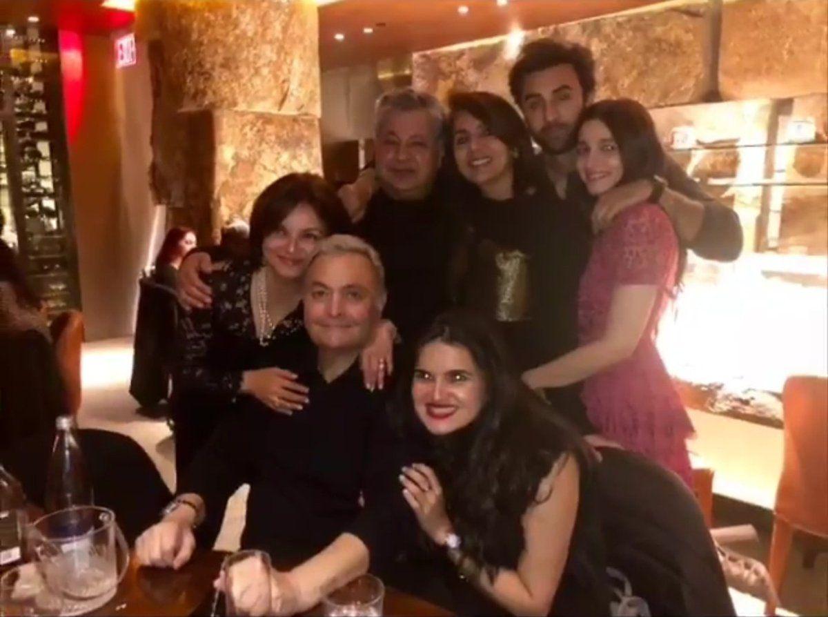 Alia Bhatt Spends a time with Ranbir's family
