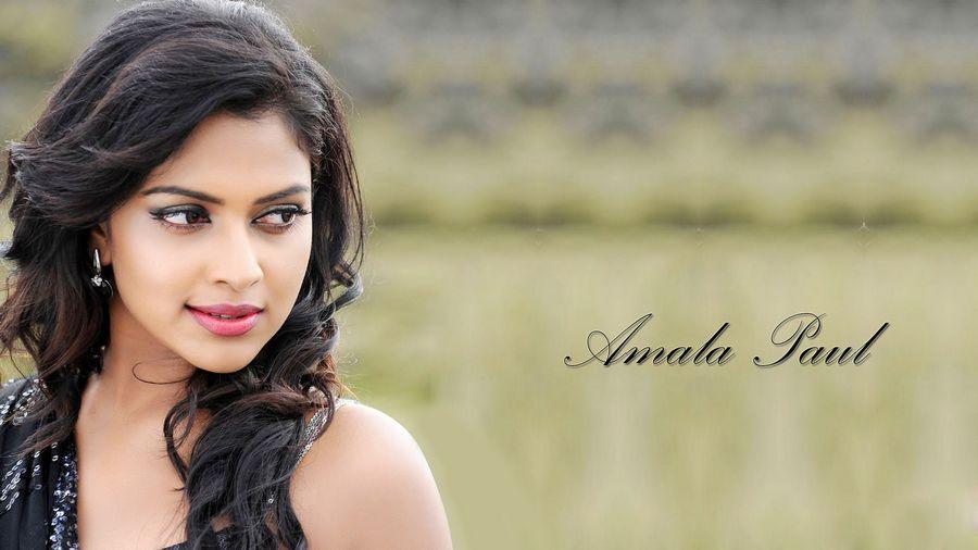 Amala Paul HOT & SEXY Close UP Wallpapers