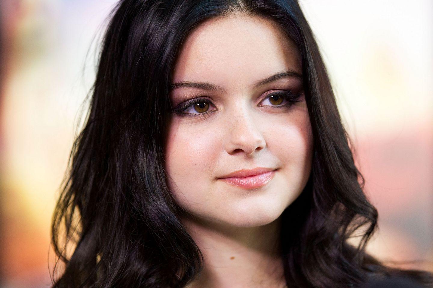 American Actress Ariel Winter Latest HD Photos Without Makeup