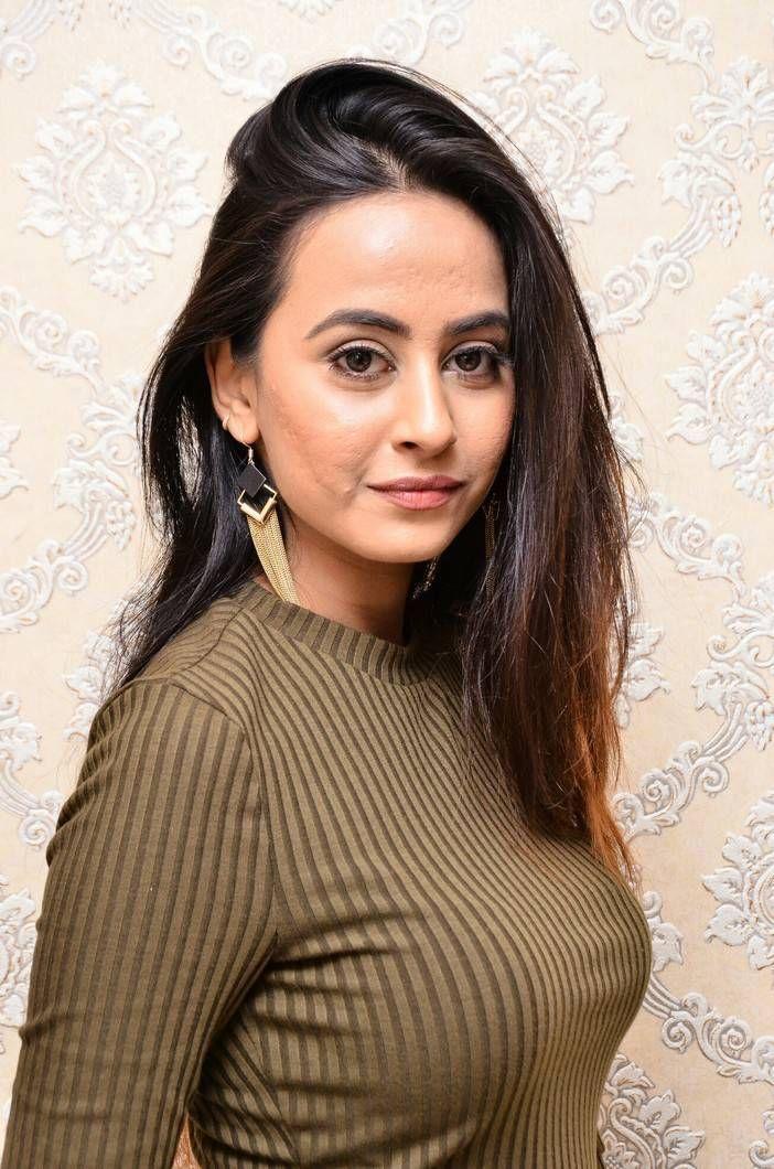 Amiksha Photos At New Year Bash Curtain Raiser 2018