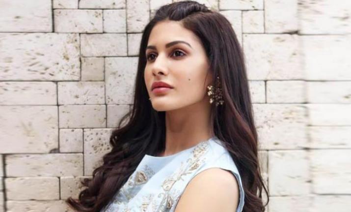 Amyra Dastur Latest Photos