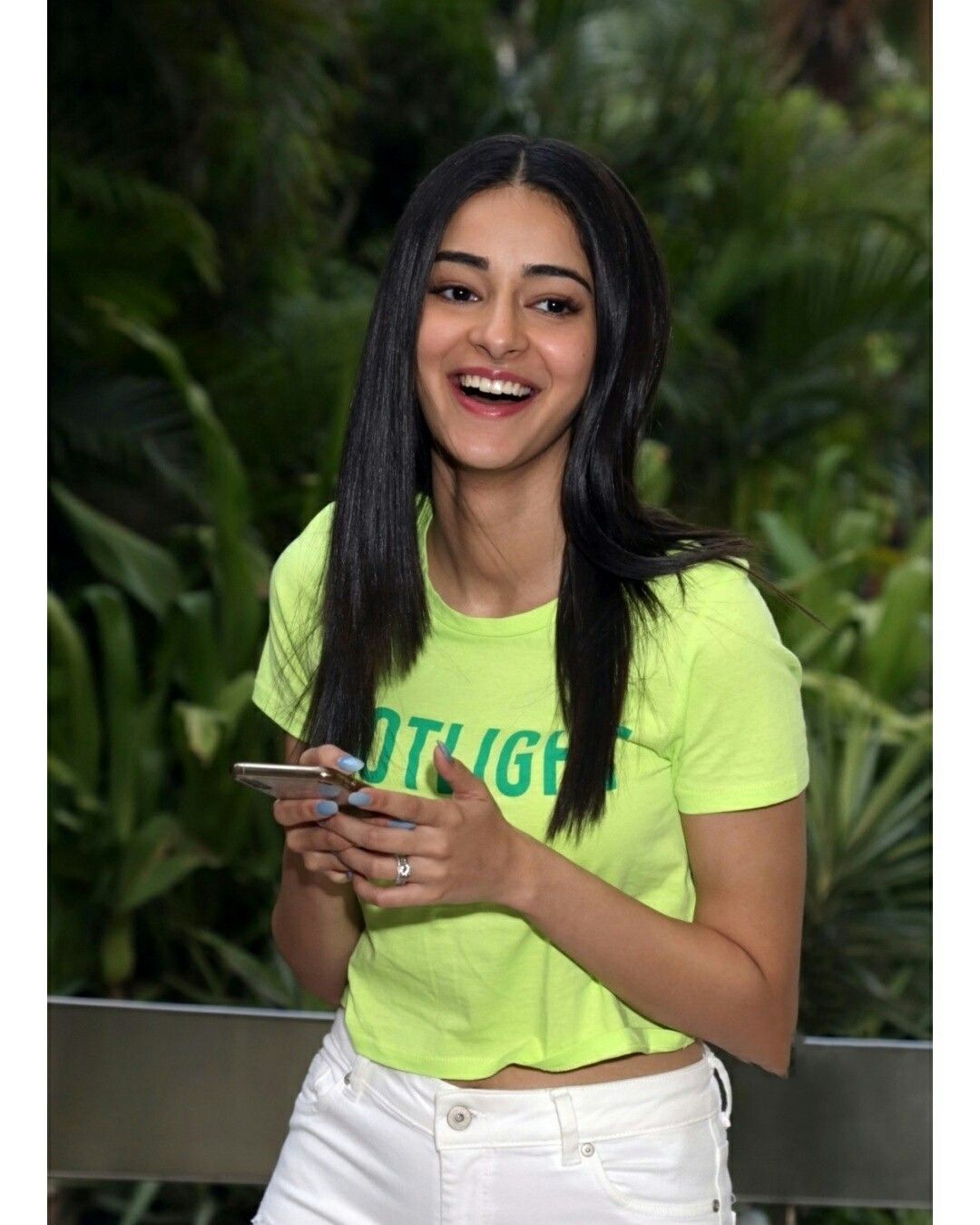 Ananya Pandey sizzles in Green for a Photoshoot