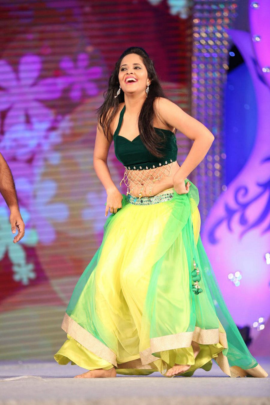Anasuya Hot Dancing Photos
