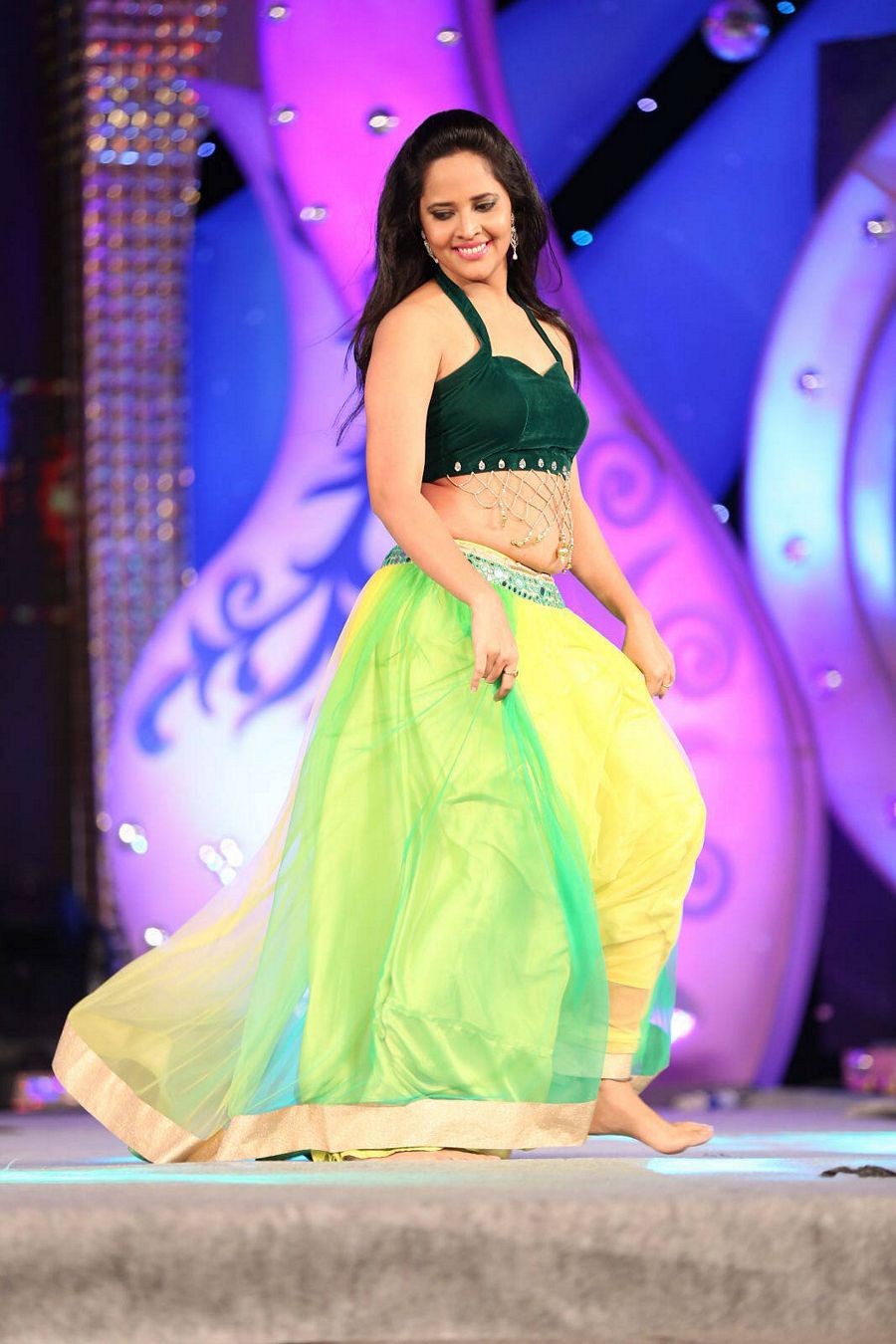 Anasuya Hot Dancing Photos