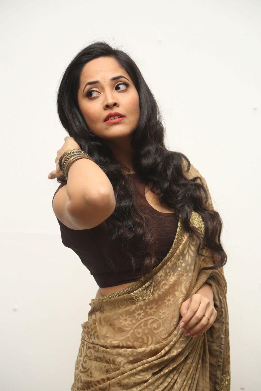 Anchor Anasuya Stills at Nirmala Convent Audio Launch