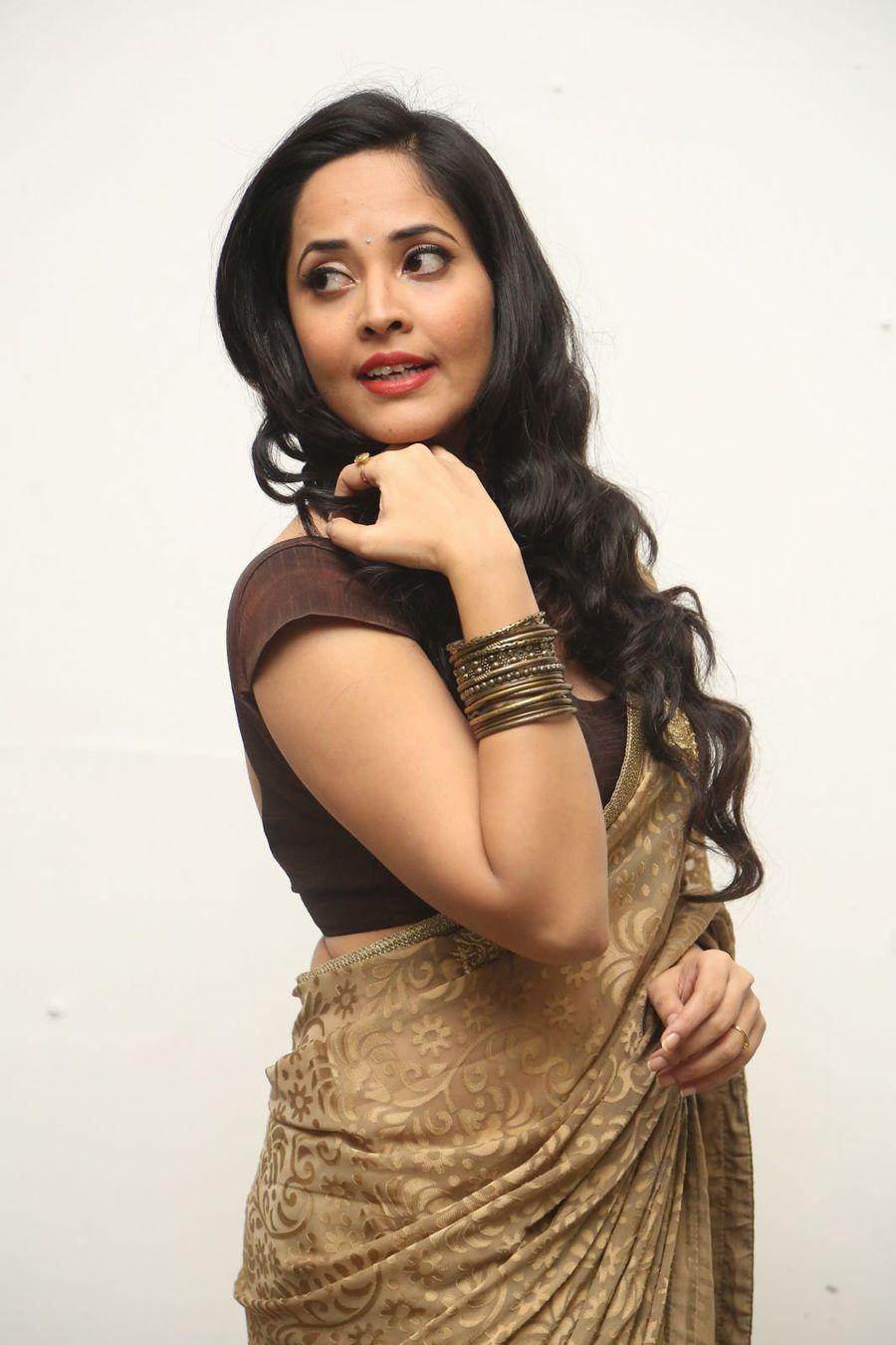 Anchor Anasuya Stills at Nirmala Convent Audio Launch