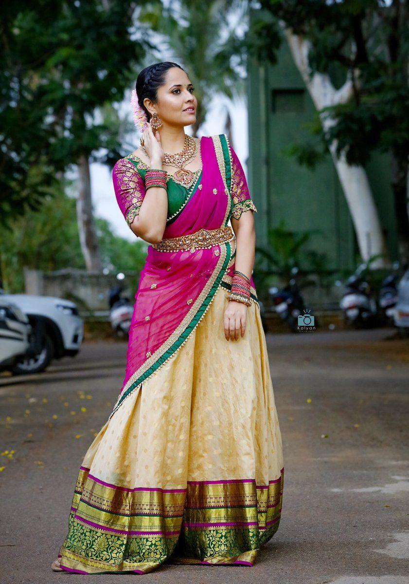 Anchor Anasuya is looking all traditional in her latest photoshoot!!