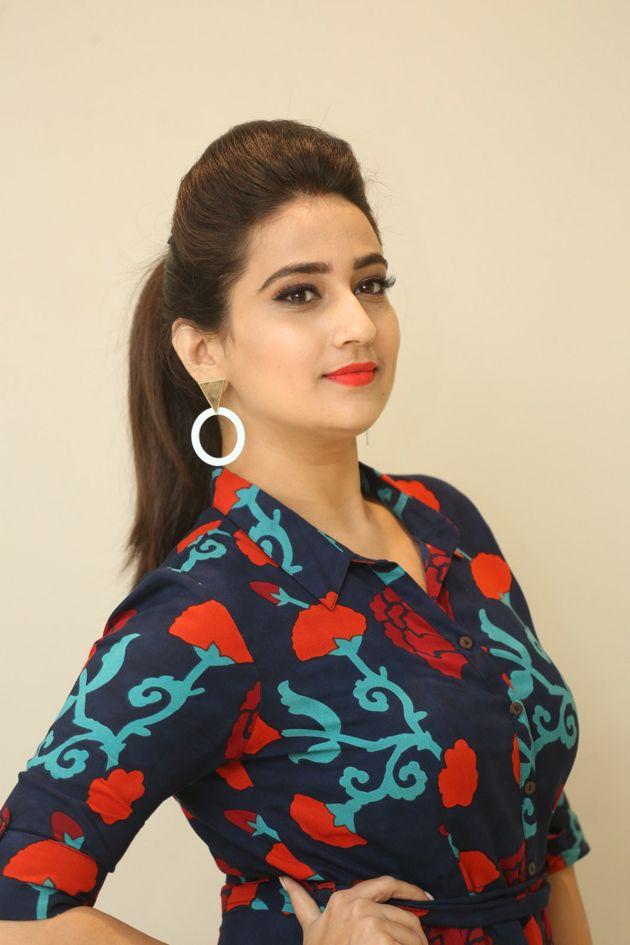 Anchor Manjusha Latest New Pics