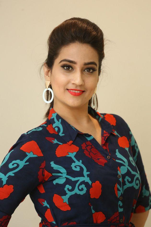 Anchor Manjusha Latest New Pics