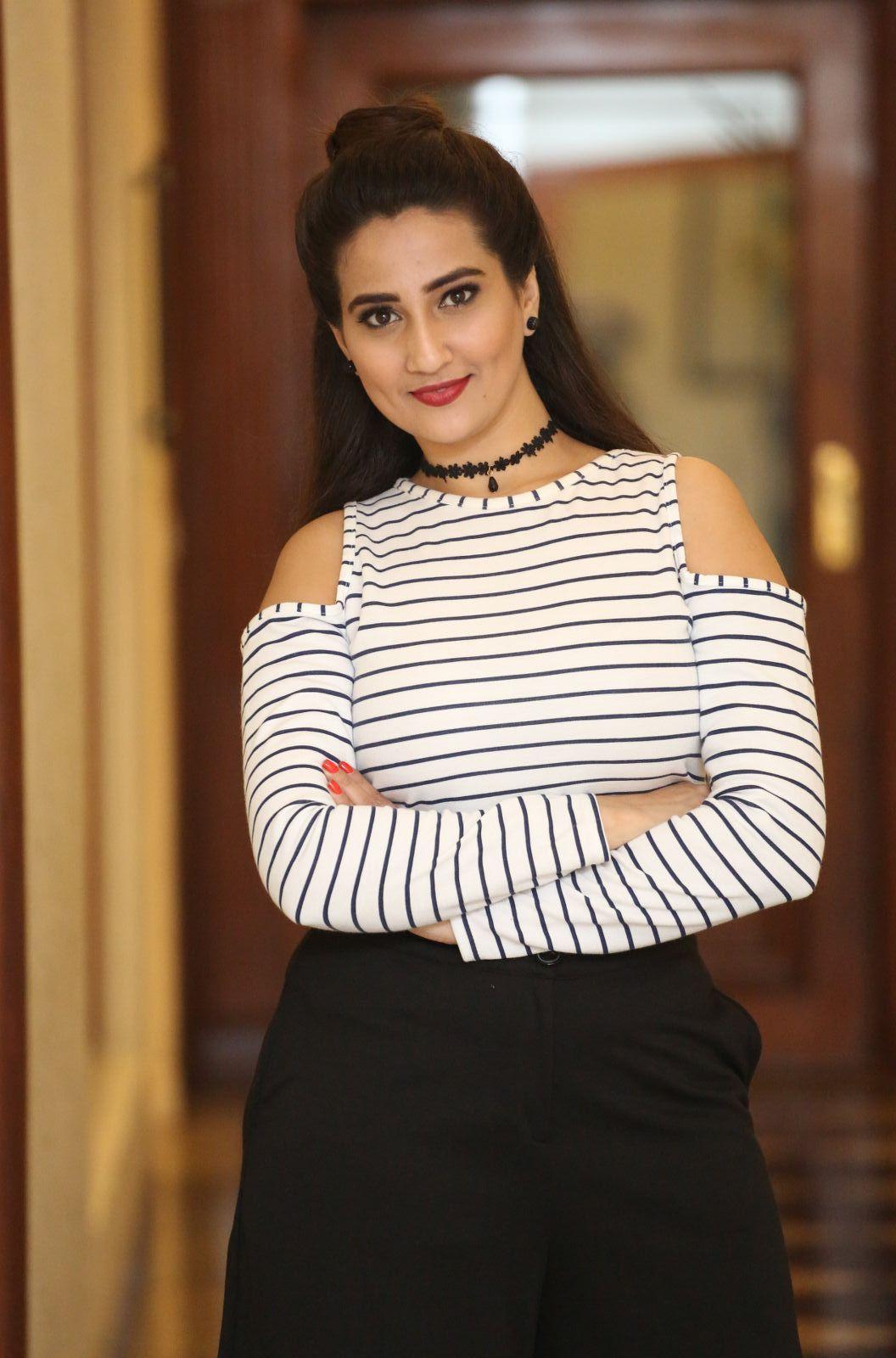 Anchor Manjusha Latest Photo Stills