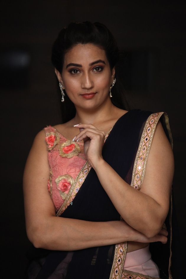 Anchor Manjusha New Clicks